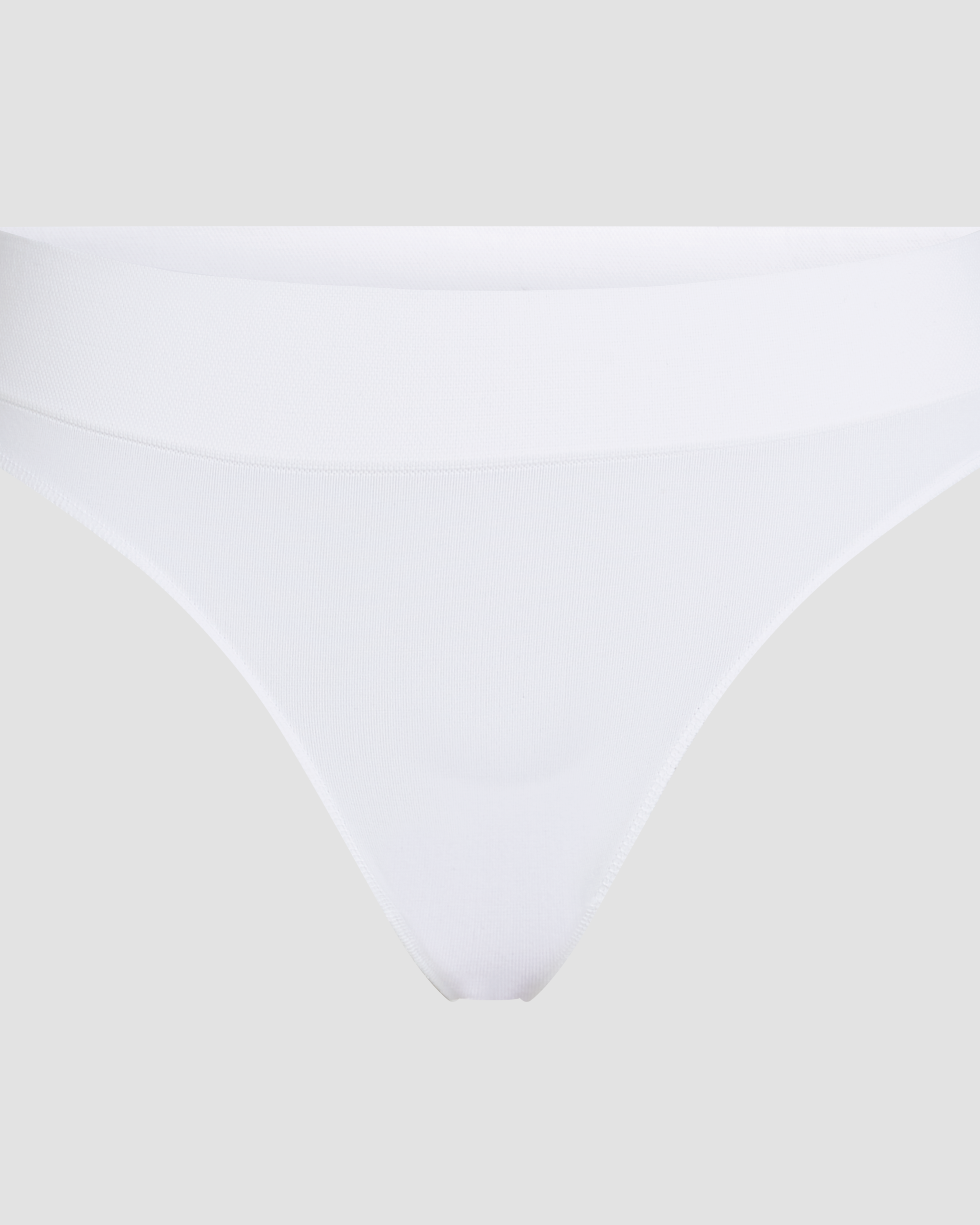 Essentials brazilian White